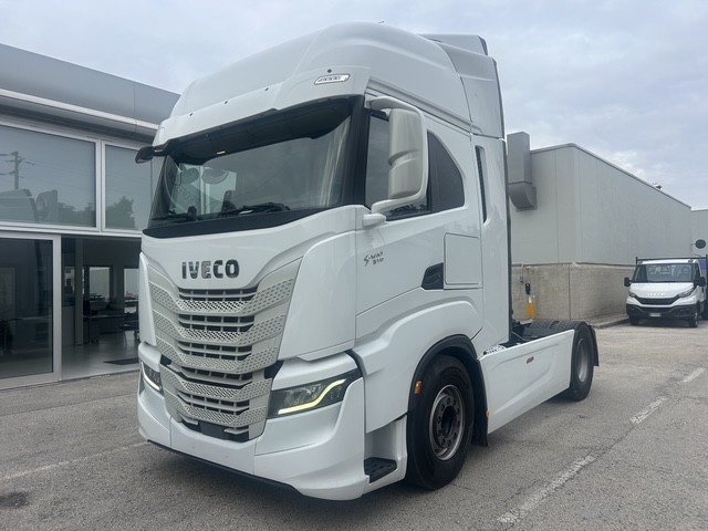 IVECO IVECO S-WAY 510 TRTATTORE STRADALE