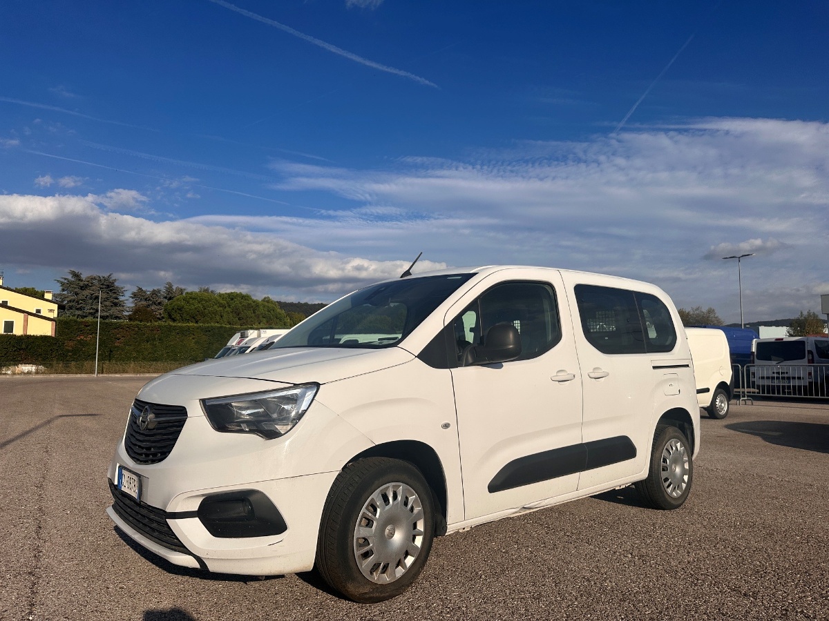 OPEL OPEL COMBO FURGONE-AUTOCARRO 5 POSTI