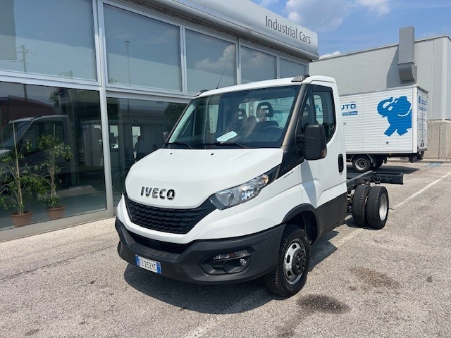 IVECO 35C16