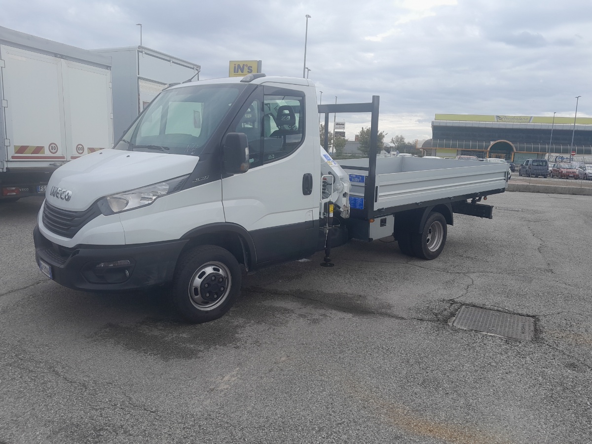 IVECO DAILY 35C14 CASSONE FISSO E GRU BONFIGLIOLI A3 - ALLESTIMENTO NUOVO
