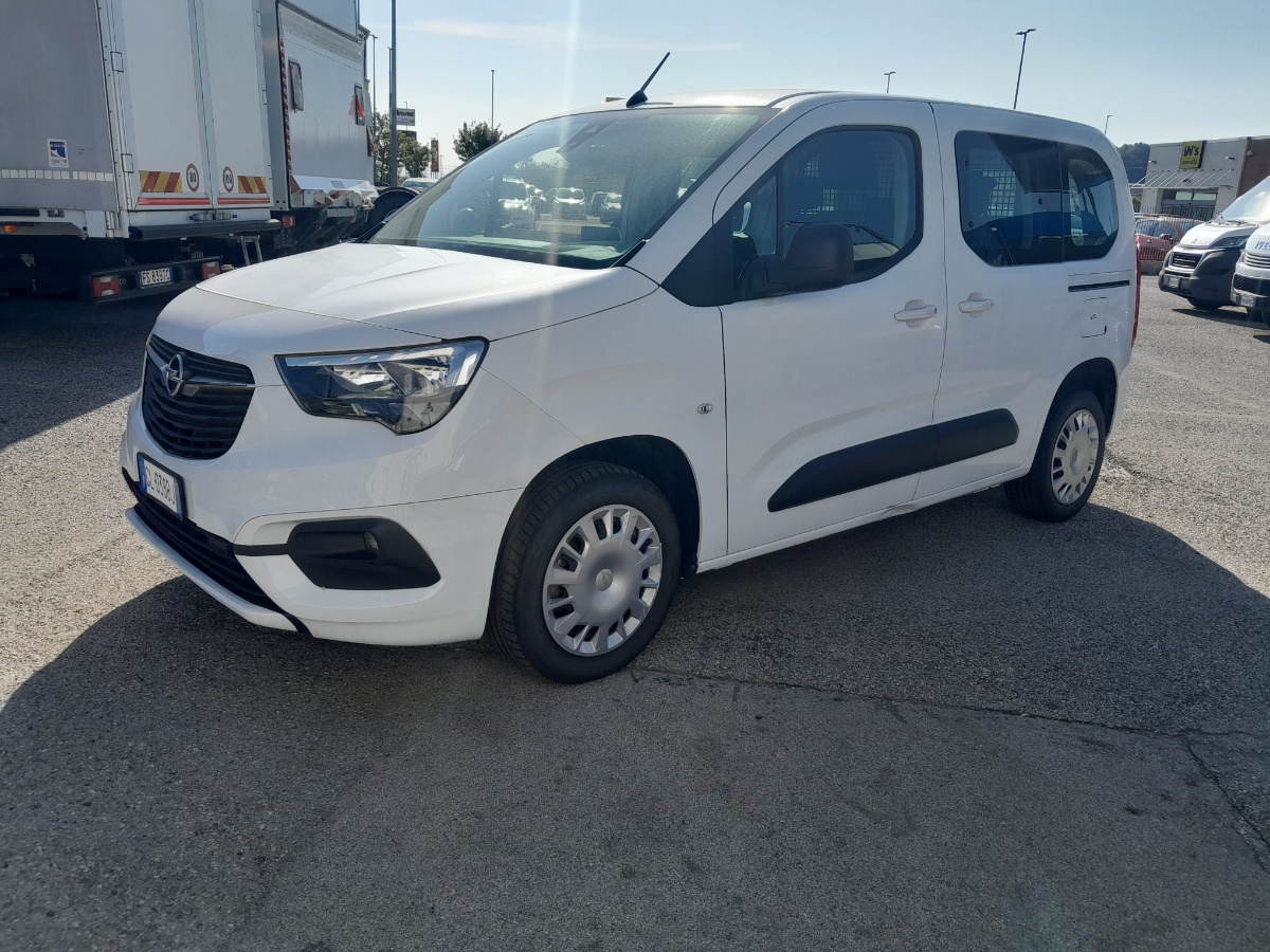 OPEL OPEL COMBO FURGONE-AUTOCARRO 5 POSTI
