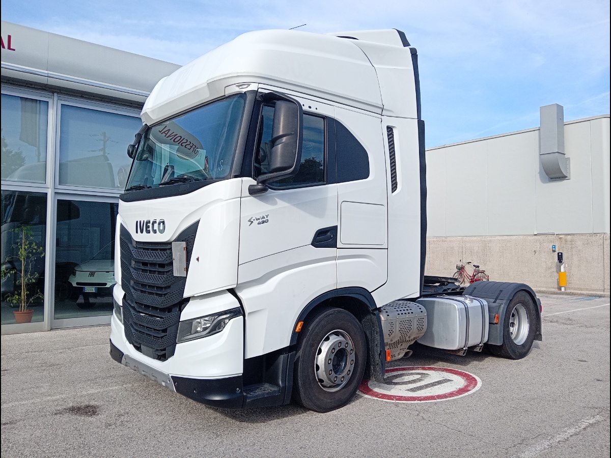 IVECO IVECO S-WAY 490 TRATTORE STRADALE
