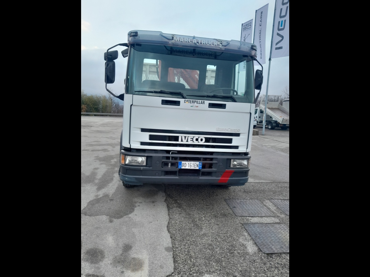IVECO IVECO EUROCARGO 130E18 RIBALTABILE E GRU AMCO VEBA 811 3 SF E RADIOCOMANDO