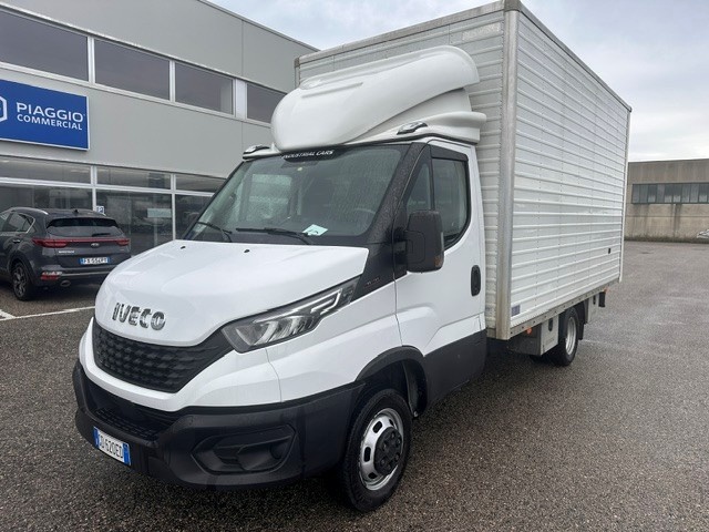 IVECO 35C18