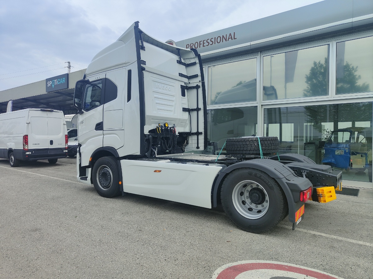 IVECO IVECO Stralis SWAY AS440S53T/P Usato