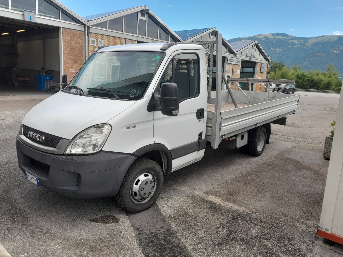 IVECO DAILY 35C15 Cassone fisso