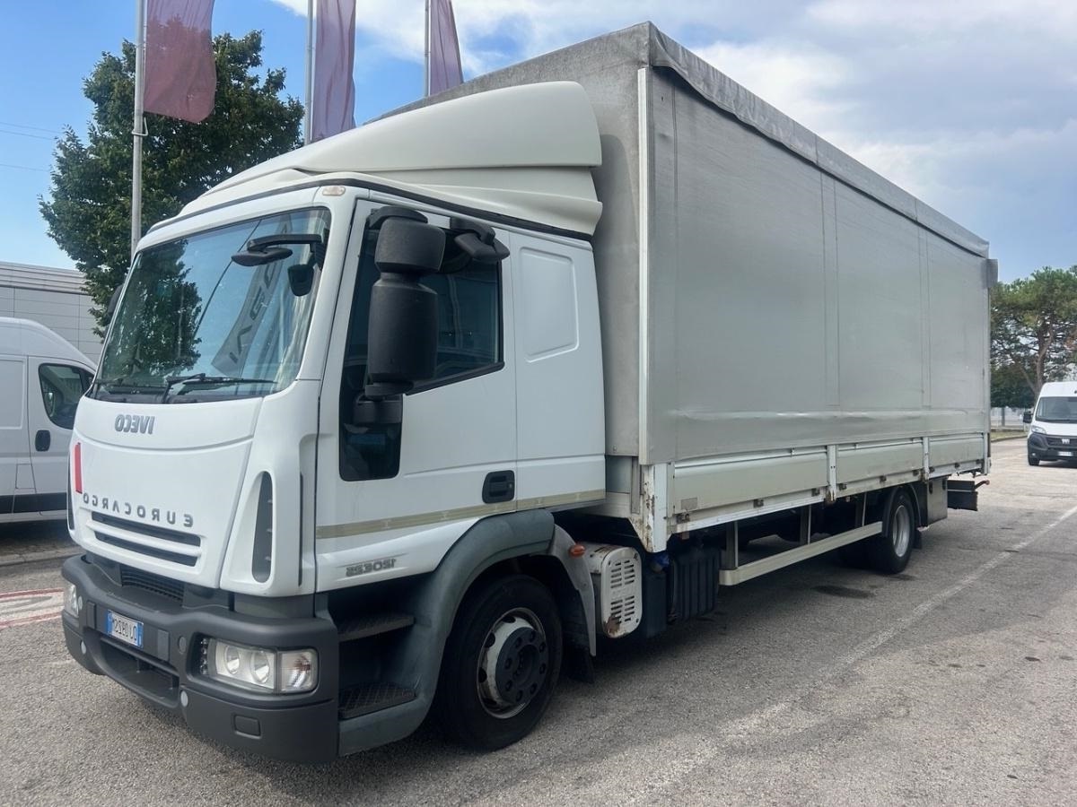 IVECO IVECO EUROCARGO 120E25P CENTINE E TELI MM 7.767 X MM 2.472, H MM 2.751