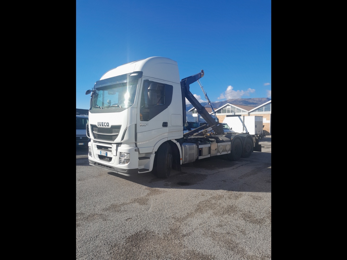 IVECO IVECO AS260S51 - SCARRAB   CON GANCIO  X CASSE 7,20-CAMBIO MANUAL E RALLENTATORE