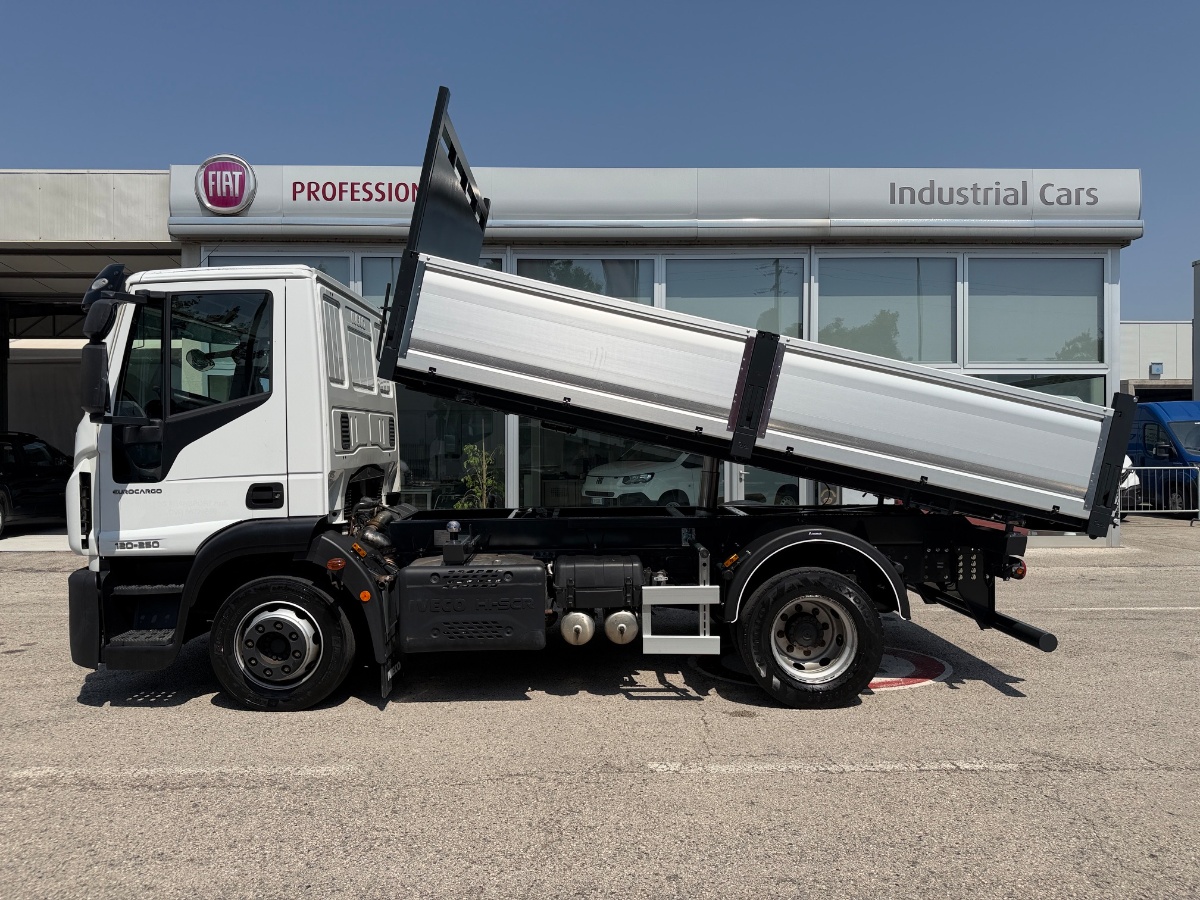 IVECO IVECO EUROCARGO 120E250P RIBALTABILE TRILATERALE